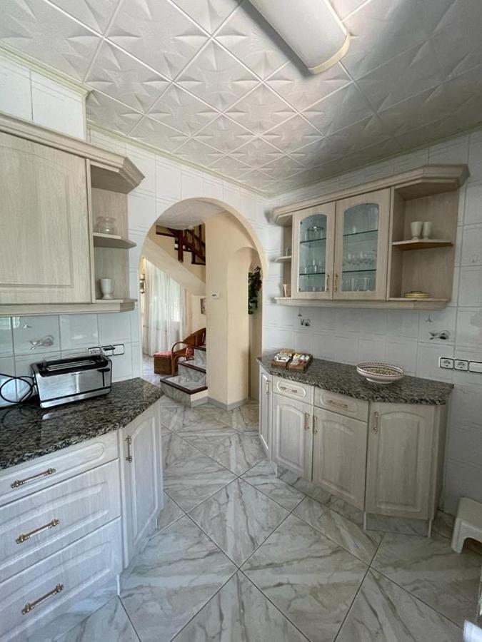 Leones Villa Емпуриабрава Екстериор снимка